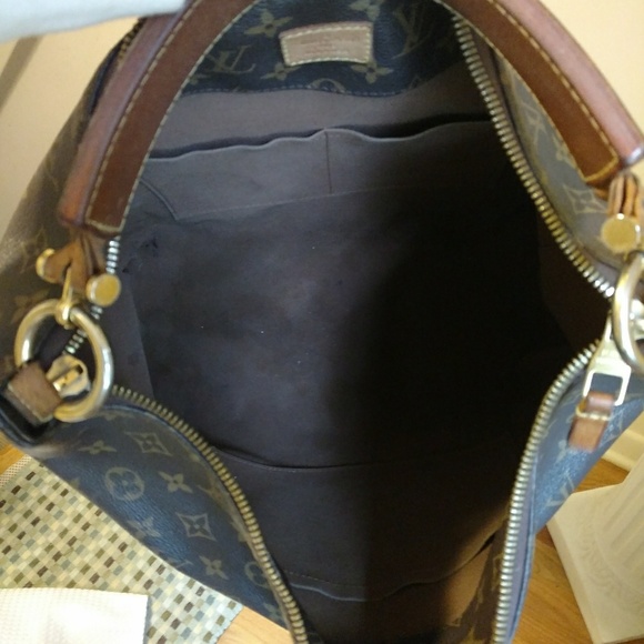 Auth. Louis Vuitton Sully - Picture 2 of 8